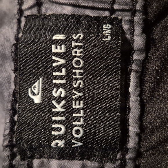 Quiksilver men's size Large gray Volleyshorts, elastic waist, liners, EUC - Picture 6 of 9